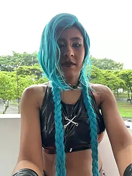 Violet_rousse7 - I show my tits on the balcony