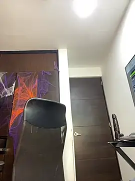 Dakota__Les