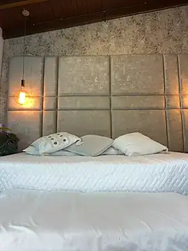 Sofi_Moreno - Shake big Ass + 5 Hard Spank Ass