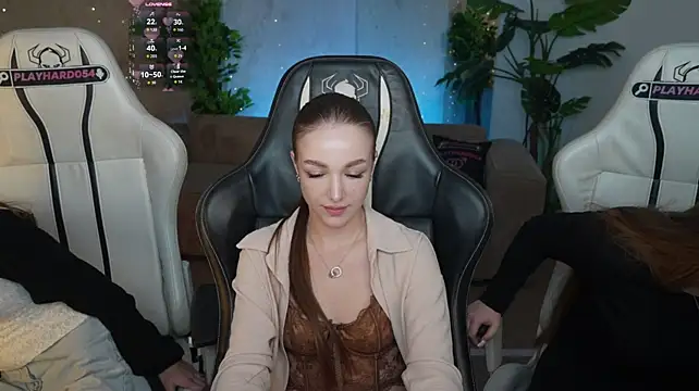 Ella_054 - doggy 2 g
