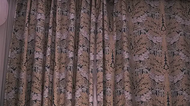 LinnHigh - two wet fingers deep into my tight pussy
