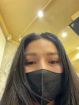 Linh_2004 - Make me cum squirt on the cofee shop