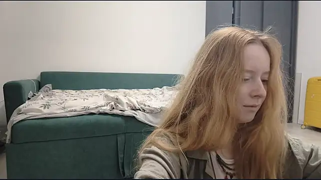 KateVibe_01 - Massage my boobs under top