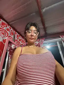 Sweetieme - @playing/fingering pussy nked at balcny