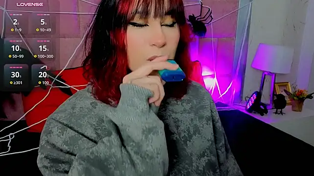 RobinBennett - I squeeze my ass