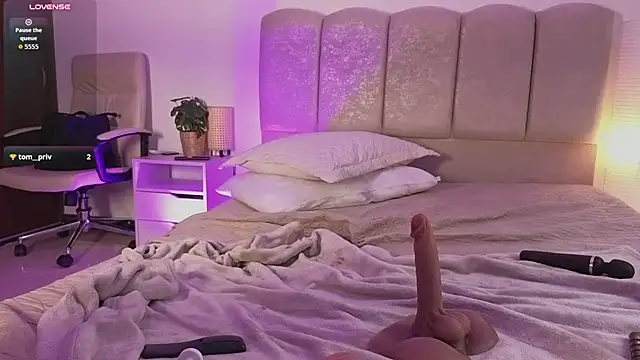 Evaa_Jonness - RIDE MY BIG DILDO