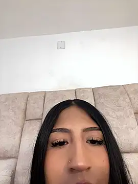 Carina_lopez707rs - 4 fingers inside pussy