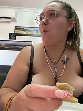 _maracr19_ - Desnudita y masturbarme + regalito