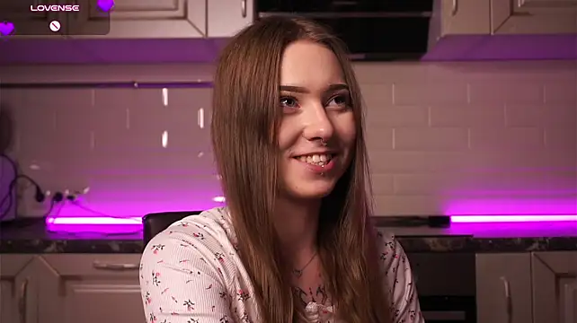 Luvvele_a - Suck finger