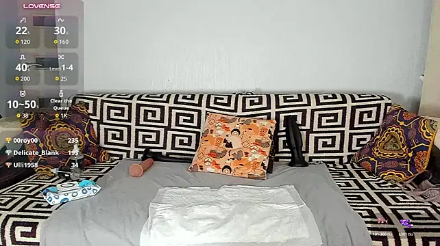 Amalia_Mio - fingering asshole deep