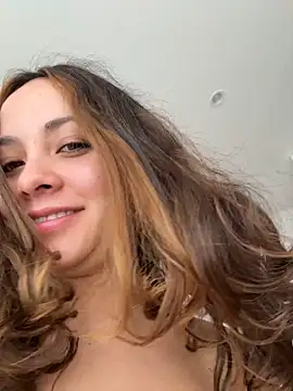 Megan_Rodrigo - Squirt
