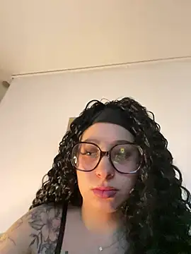 Queenlo_xxx - gagne 2 vidéos TRÈS HARD🔥
