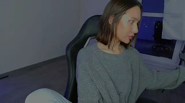 Lisa_Shultz - 🔥UNDRESS ME^^🔥