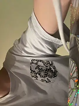 Jessiiii888 - 每日任务 过了外出露出自慰