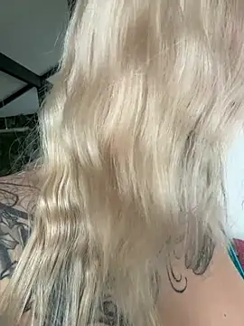 Stella-Kink - Last tip gets 7 long videos