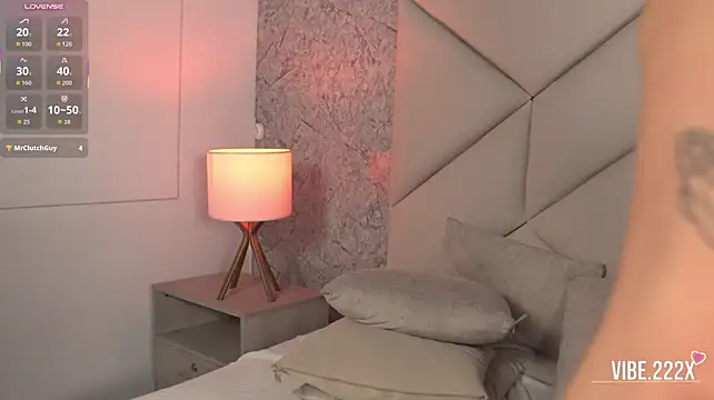 Alison222_ - FUCK MY DOMI🍆 SO HARD