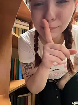 Freaky__Nikki