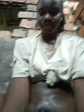 Black_juicy24 - Snapping ass for daddy