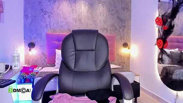 Brithanycampbell - 😈whip ass and oil rub🍒