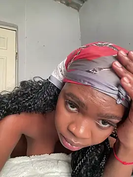 LuciousLips96 - Last tipper request anything