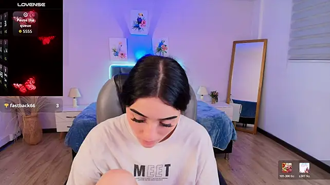 Paola_Owens_ - Facial zoom + Show tongue💕