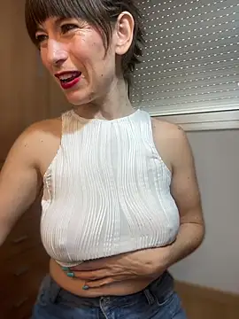 AlanaRius18 - Tits people in house😘🔥🍒