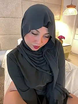 _anjum_ - topless + boobjob