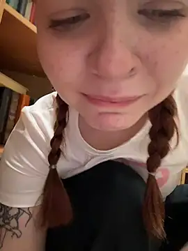 Freaky__Nikki - make a tight cameltoe + ahegao