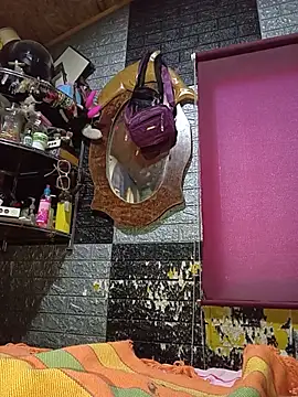 AlejandritaMilf - Jugamos ruleta🍑🥯 🥰