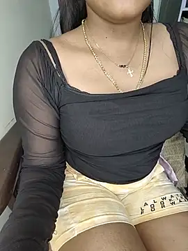 Tamil__Thara003