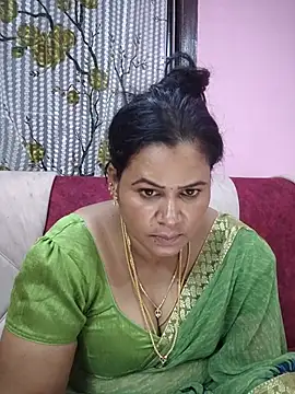 Tamilaruvi