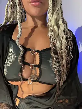 HaileyDiana - ✨Boobs out + Ahegao blow job✨
