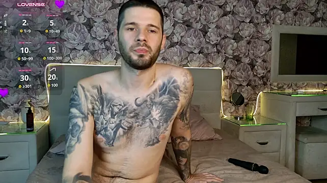Coupleeyess - doggy pose sex