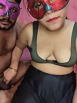 PUNJABICOUPLE09