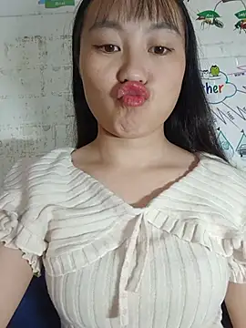 Cherry-squirtt - hãy giúp em hoàn thành mục tiêu