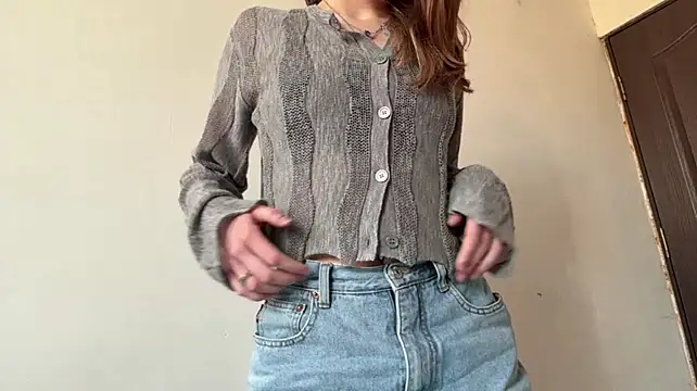 RolandeRohrs - Touch my cute tummy! Hotter!