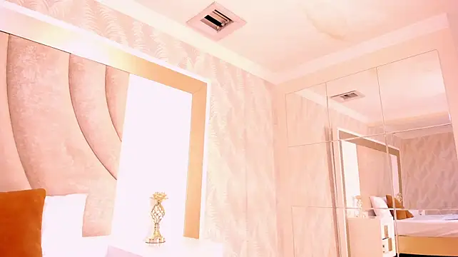KayiVibes - Naked sexy body