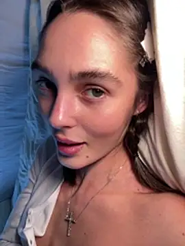 Lylylovesyou - make me squirt on the windowsill