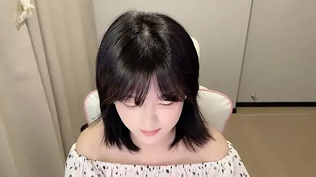 max688