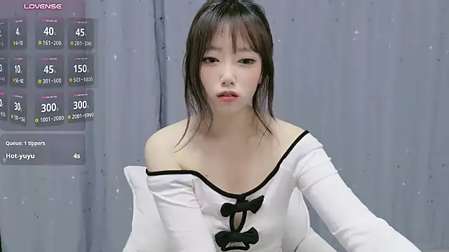 Luckyuyu66 - 我们浪漫点可以吗？你慢点，我浪点~