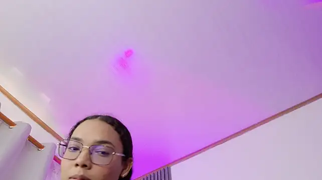 Emmy_And_Luna - Play with the girl's ass