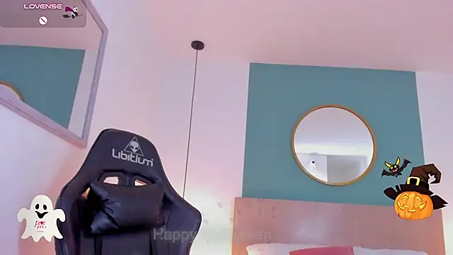 Lucy_blue28 - Fuck my pussy, honey