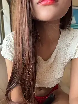 Aylin-fire - Oil or cream on my tits 💧🍒.