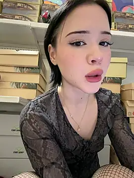 Kitty_sixseven - PINCH NIPPLES IN SHOP