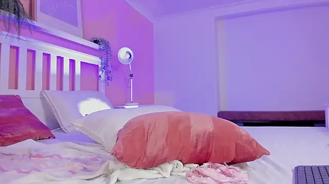 AngeelSavagee__ - Saliva in my pussy 💦💖