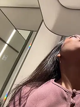 BellaTous - Make me wet