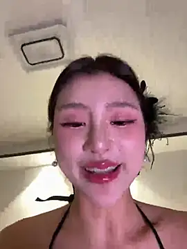 Nidekikibabe-2026 - 禁欲半月回归秀！今晚八点不见不散哦！ 裸足、黑丝、紫丝