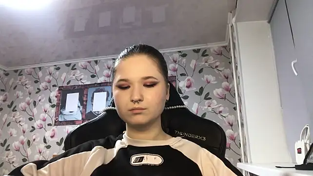 ElodiaHitzeman - 👉👈Video with dildo+anal👉👈