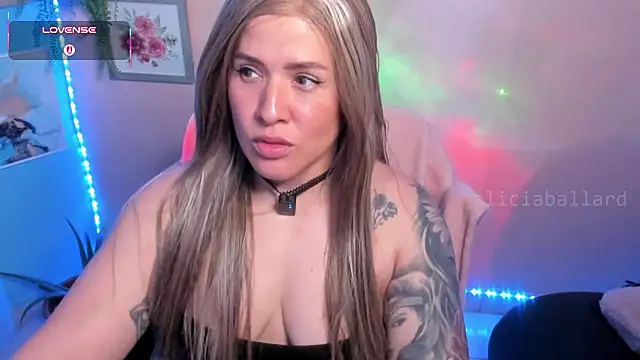 Aliciaballard_ - Oil glow + Boob