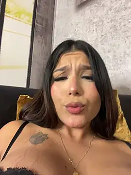 CherrySmirkXXX - SPICY TEASIN + SPREAD PUSSY LIPS! 😈🔥